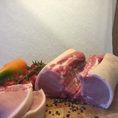 Malac karaj csonttal – Mr. Meat húsbolt